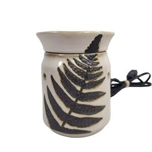 Scentsy Warmer “Fossil Fern” new in box